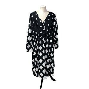 BloomChic NWT Geometric Print Belted Lantern Sleeve Dress Sz 22/24 (3XL) Black &